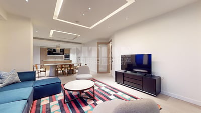 Flat Nine Elms Lane in Greater London
