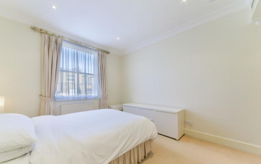 Flat Lisson Grove in City of Westminster