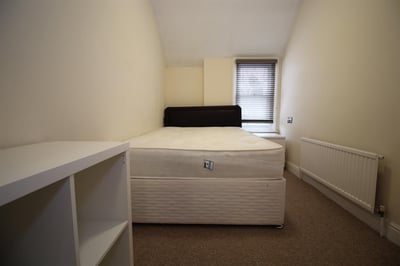 Flat Evington Road in Leicester