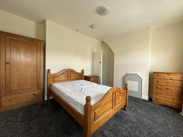Room Underwood Lane in Crewe
