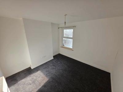 Flat Marshall Street in Folkestone and Hythe District
