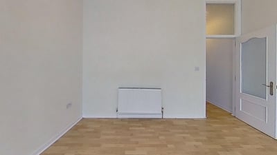 Flat Newhaven Road in City of Edinburgh