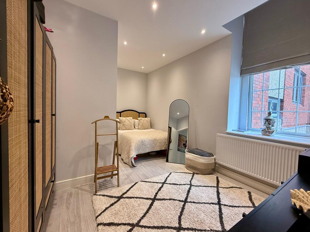 Flat Broadmayne in Basildon