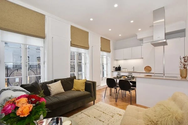 Flat Albemarle Street in City of Westminster
