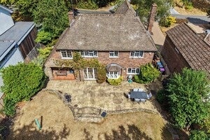 House Bishops Road in East Hertfordshire