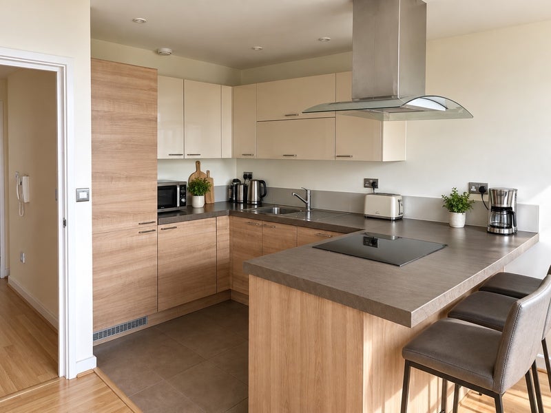 Room Homerton Road in Greater London