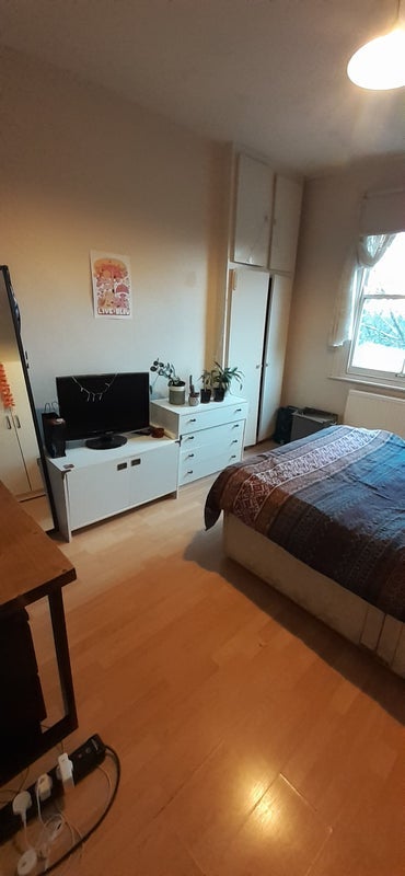 Room Trafalgar Avenue in Greater London