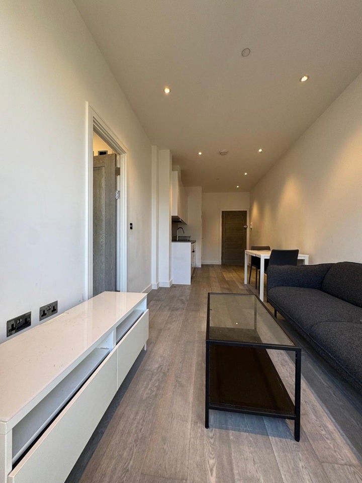 Flat Bath Road in Slough