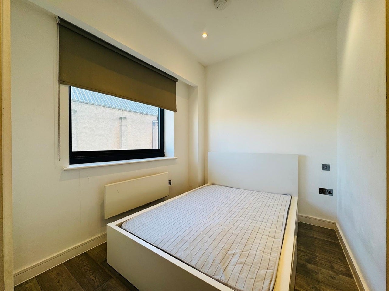 Flat Bath Road in Slough