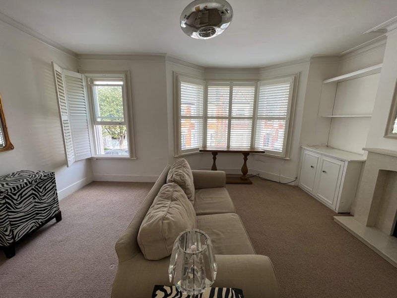 Room Bendemeer Road in Greater London