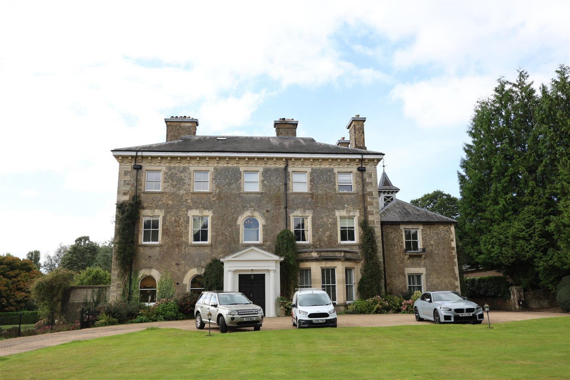 Flat Emmetts Road in Sevenoaks