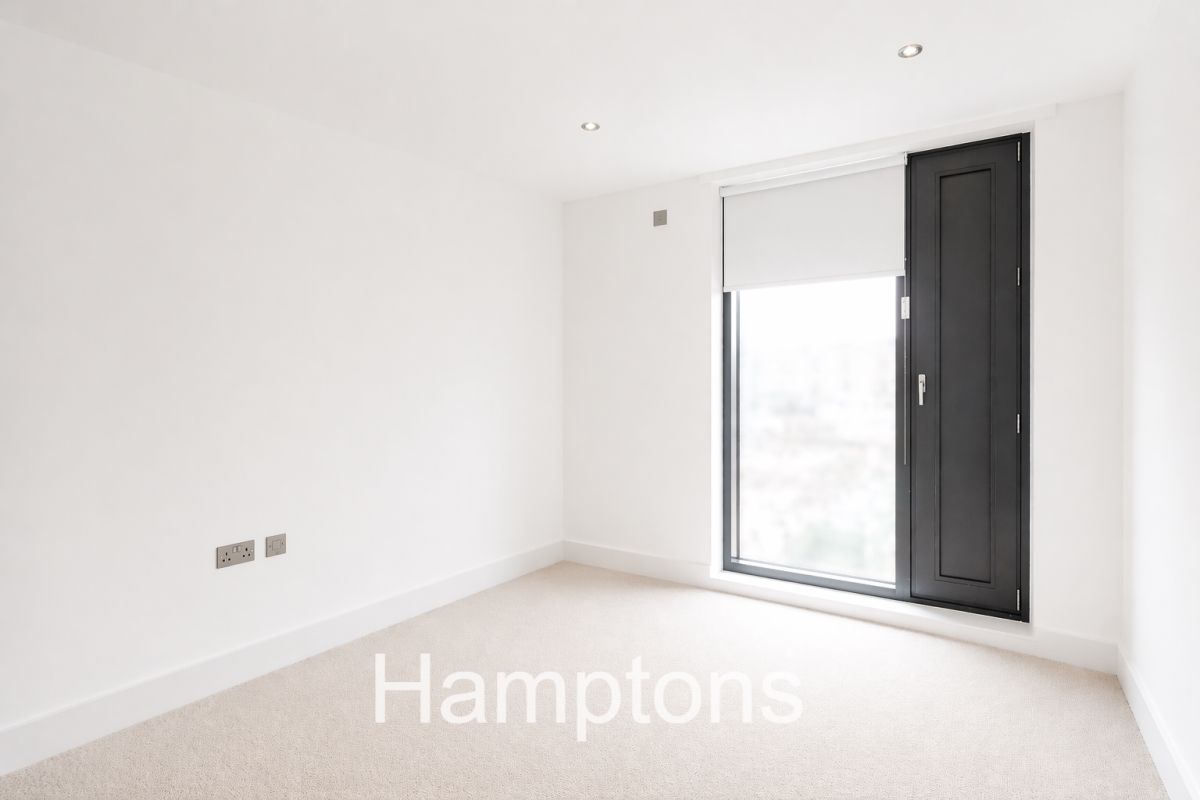 Flat Faraday Road in Greater London