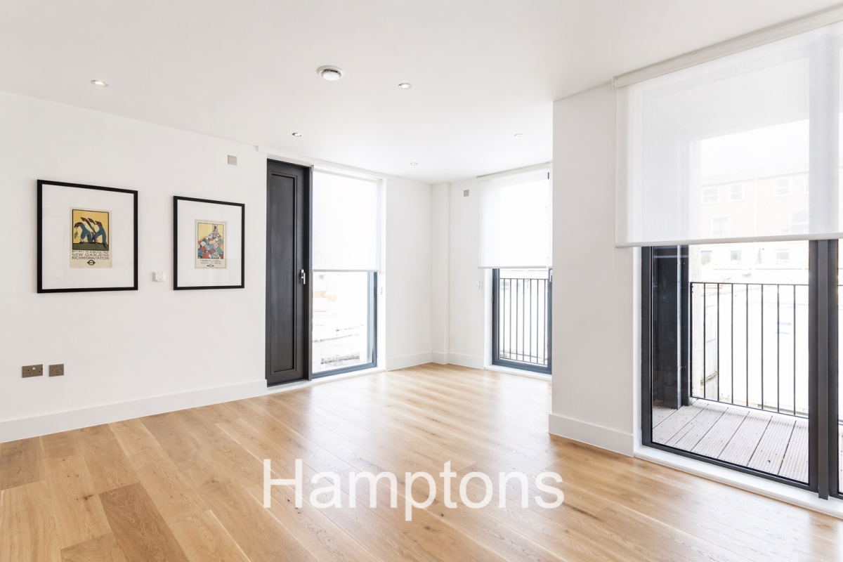 Flat Faraday Road in Greater London