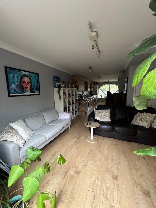 House Mayflower Close in Greater London
