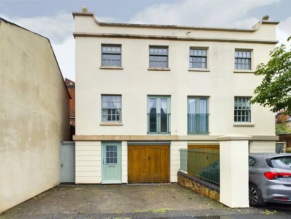 House Hebb Street in Worcester