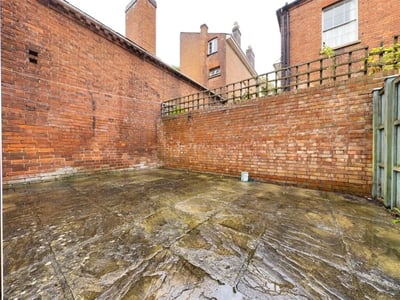 House Hebb Street in Worcester