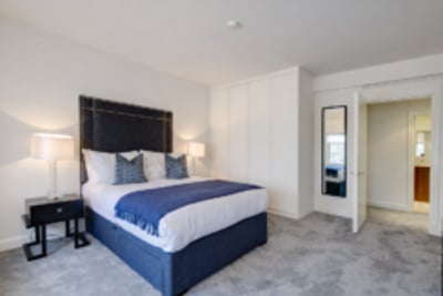 Flat Fulham Road in Greater London