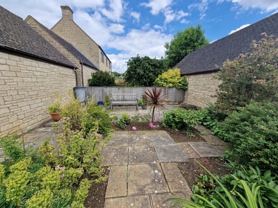 House Ralegh Crescent in West Oxfordshire