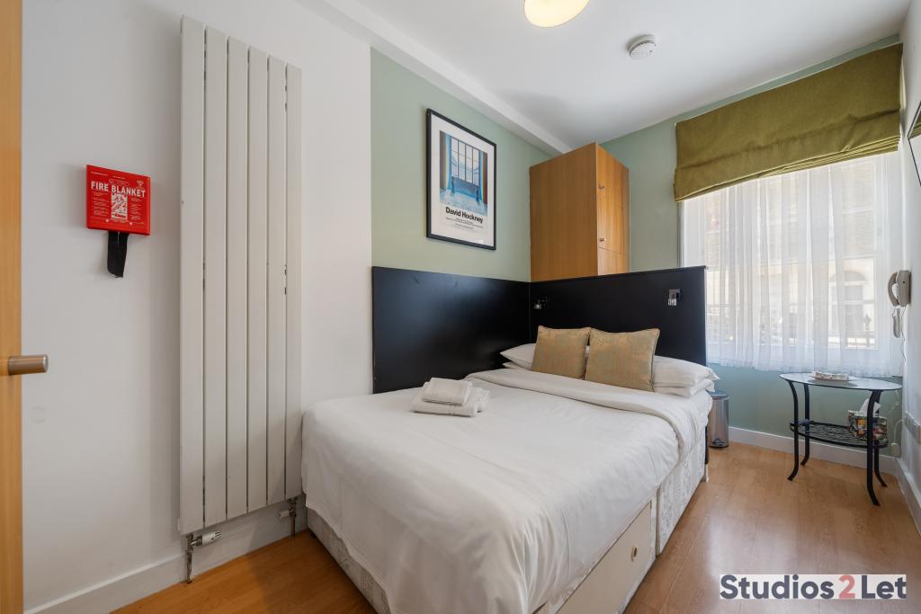 Flat North Gower Street in Greater London