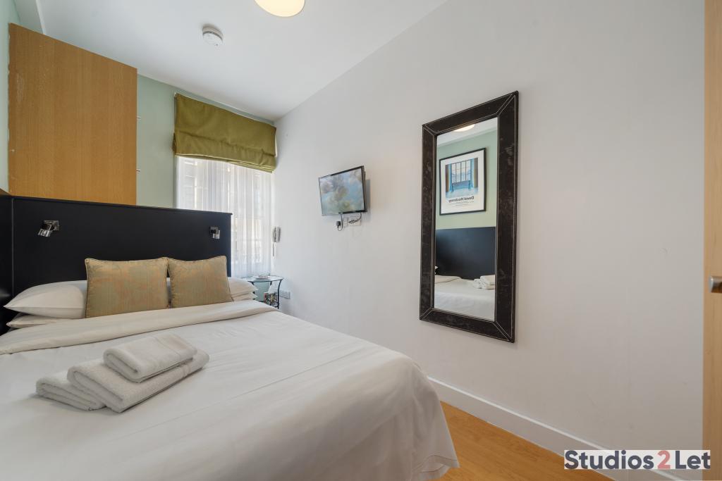 Flat North Gower Street in Greater London