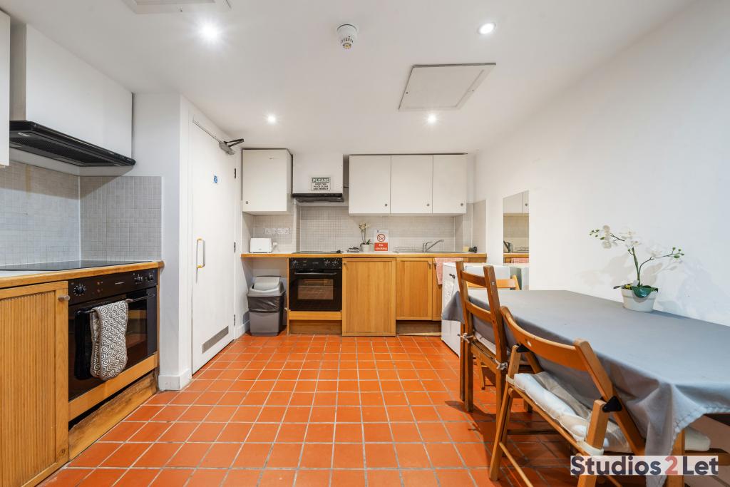 Flat North Gower Street in Greater London
