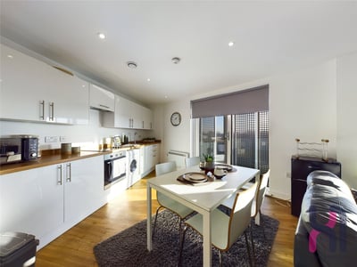 Flat Advent Way in Manchester