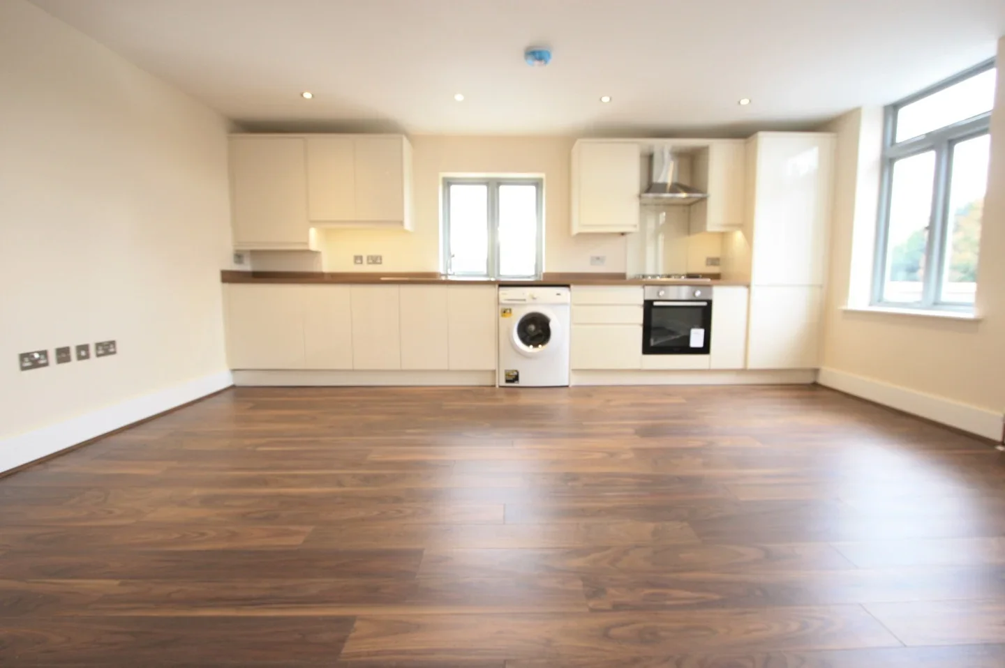 Flat Morden Road in Greater London
