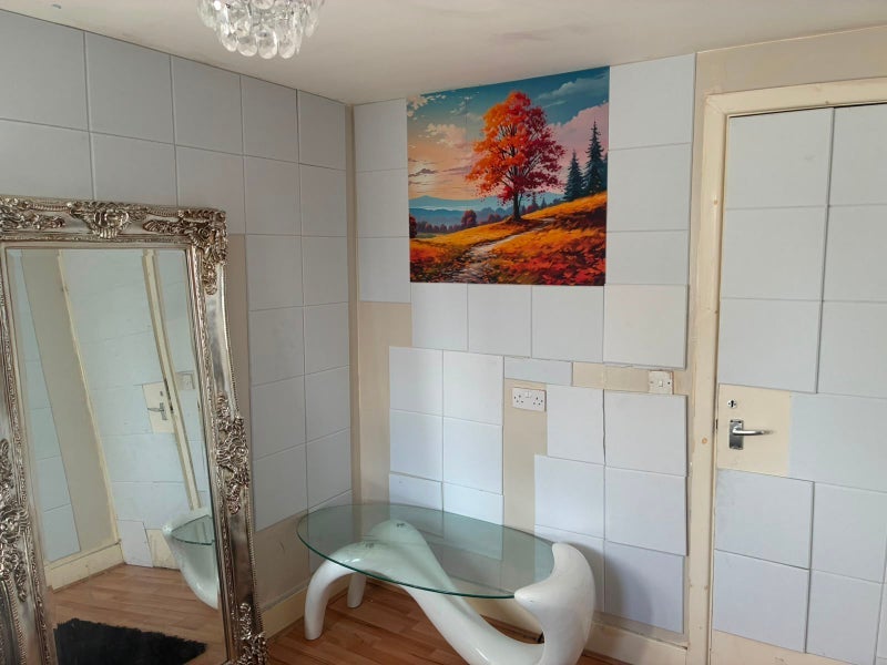 Room Morrison Road in Greater London
