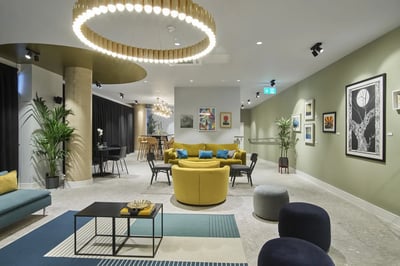 Flat Curtis Lane in Greater London