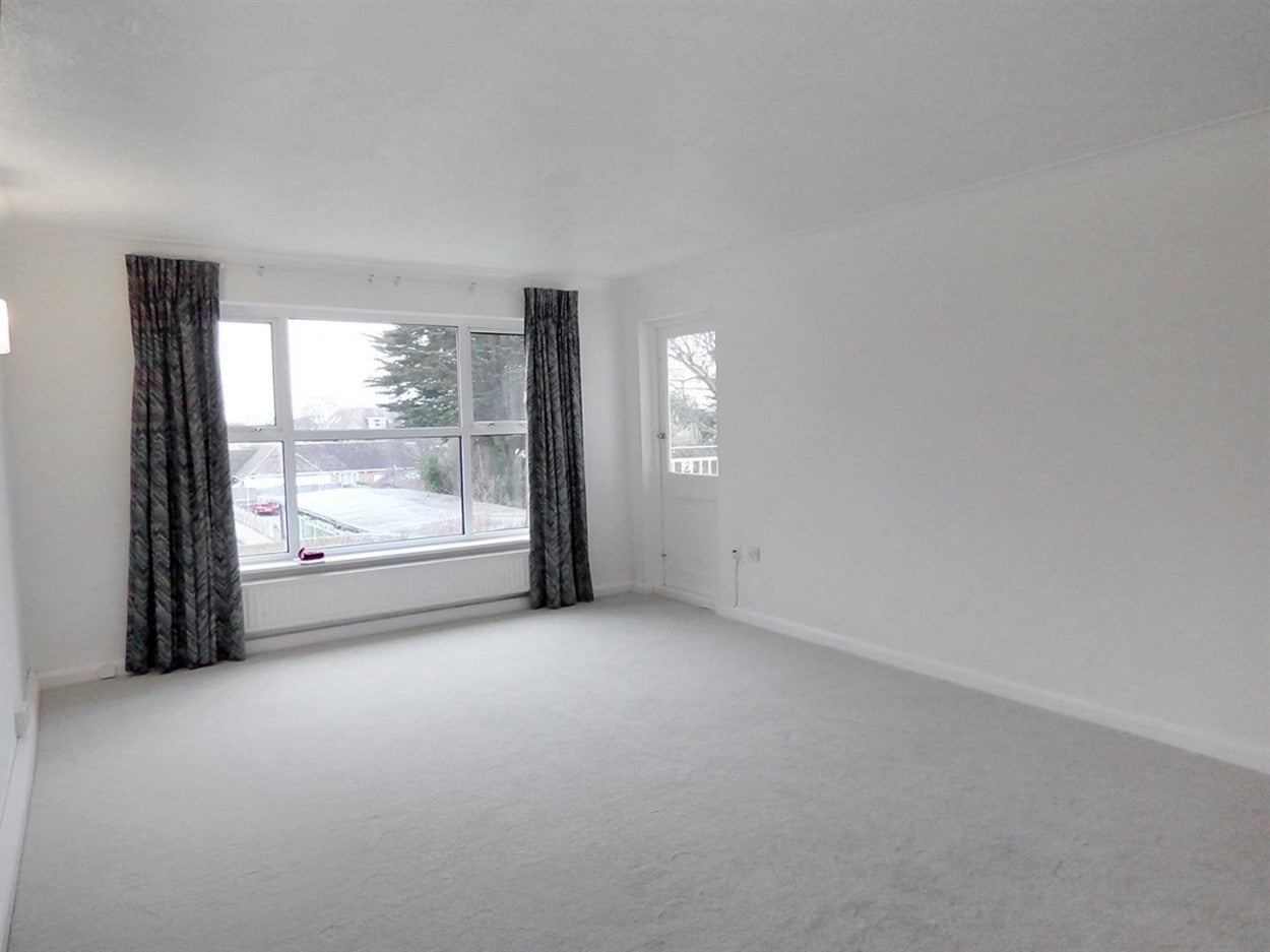 Flat Fincham Close in Arun