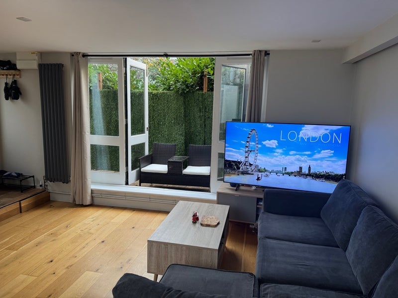 Flat Brixton Water Lane in Greater London