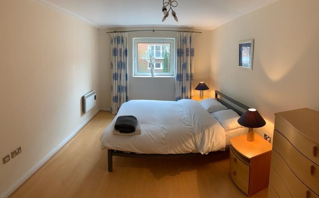 Flat Chandlery Way in Cardiff
