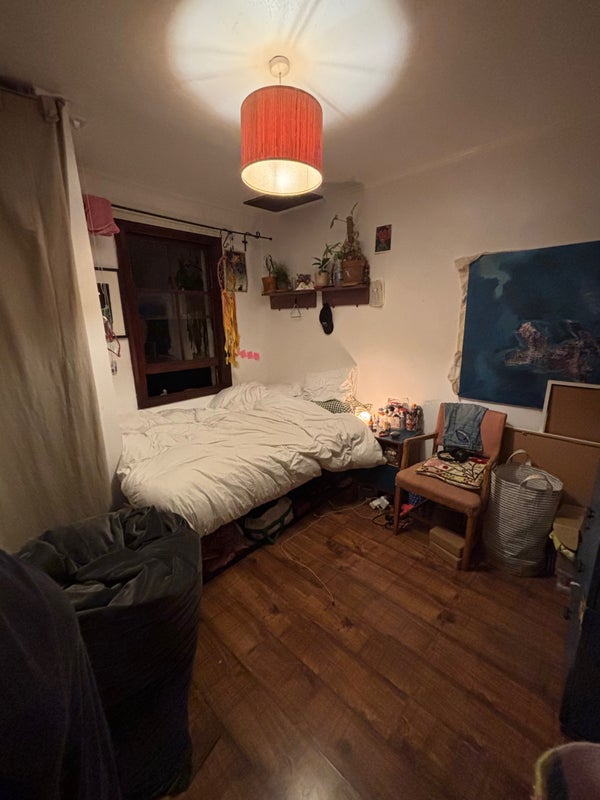 Room Blenheim Grove in Greater London