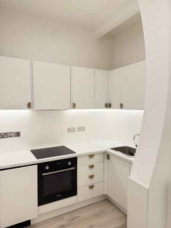 Flat Nevern Square in Greater London