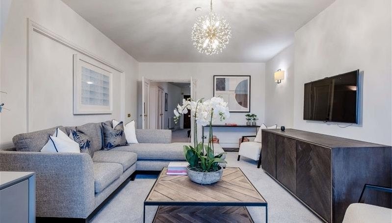 Flat Charing Cross in City of Westminster