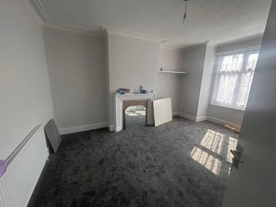 House Uxbridge Road in Greater London