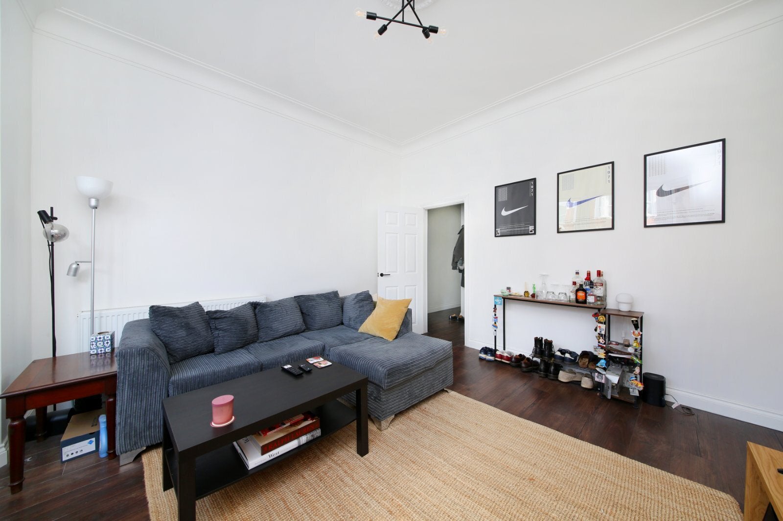 Flat Carminia Road in Greater London