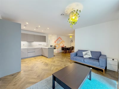 Flat Granville Road in London