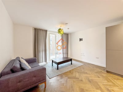 Flat Granville Road in London