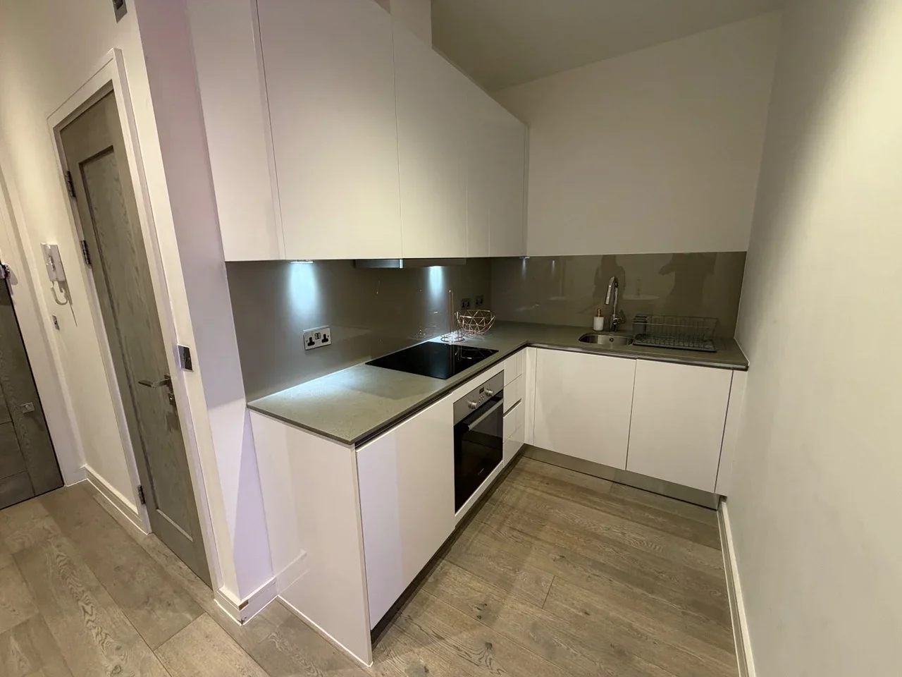 Flat Bath Road in Slough