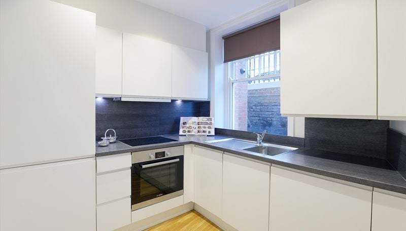 Flat Hammersmith Broadway in Greater London