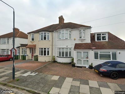 House Cadwallon Road in Greater London