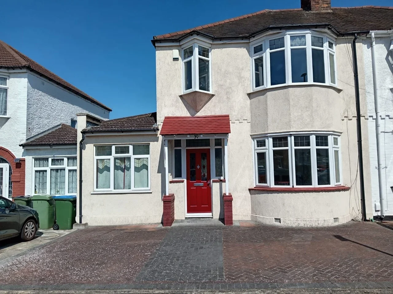 House Cadwallon Road in Greater London