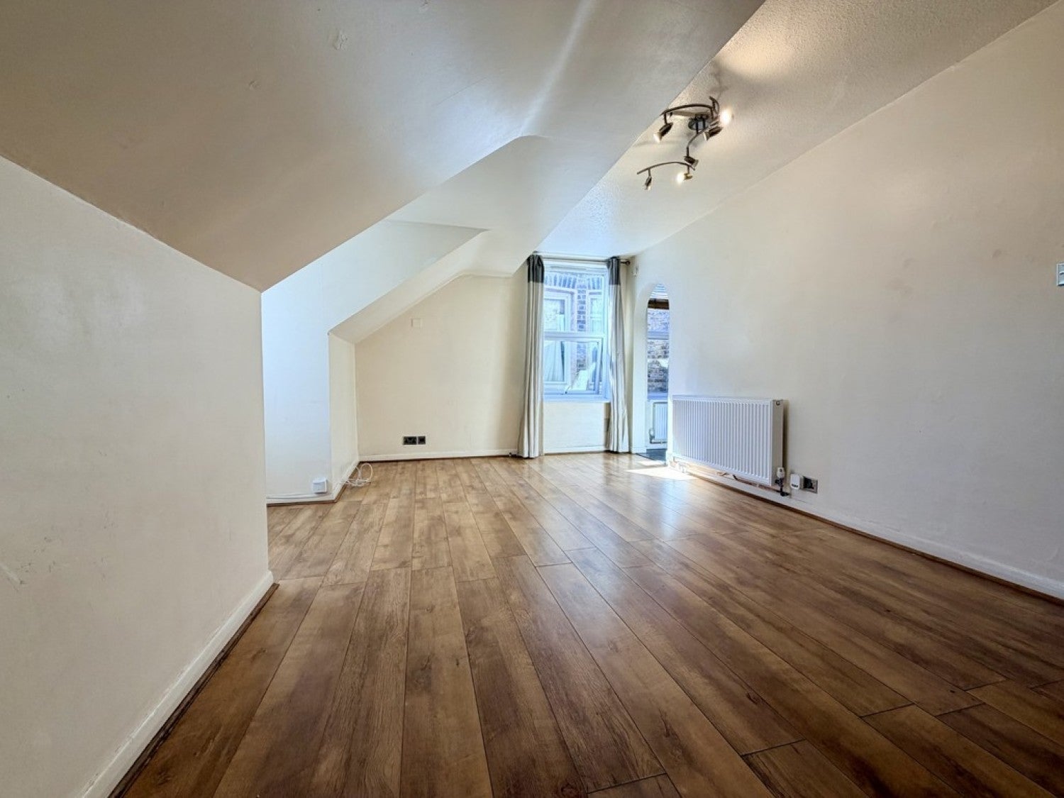 Flat Clarence Road in Greater London