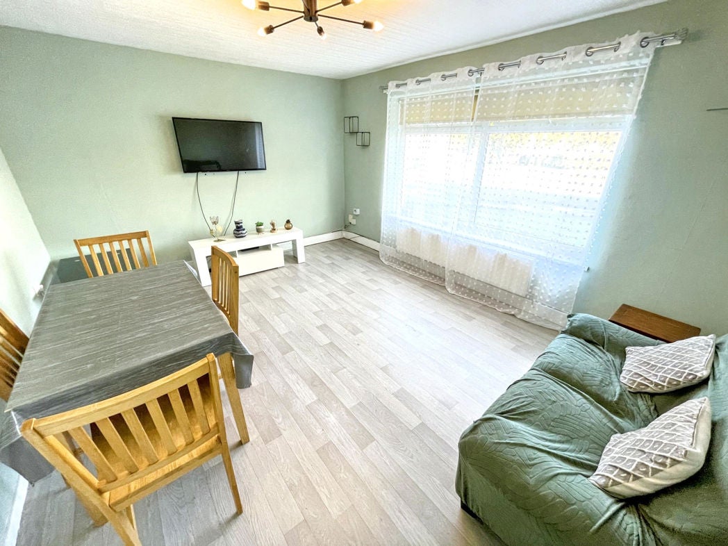 Flat Bedford Avenue in South Tyneside