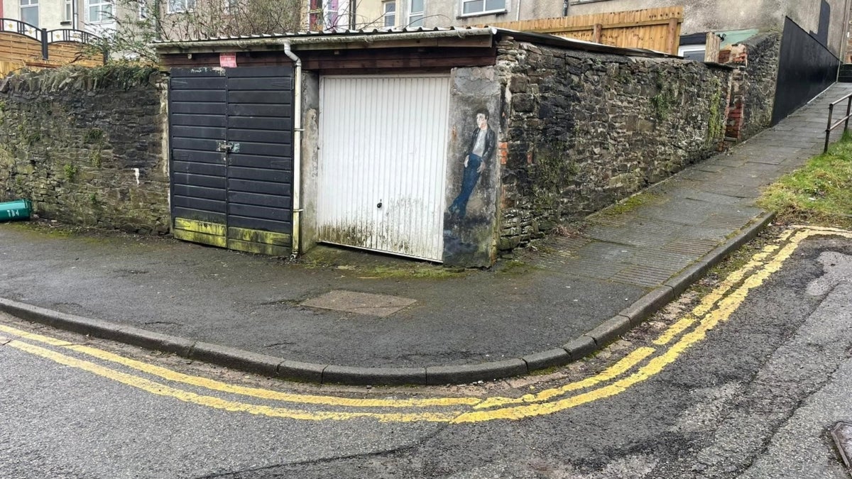 Flat Wood Road in Pontypridd