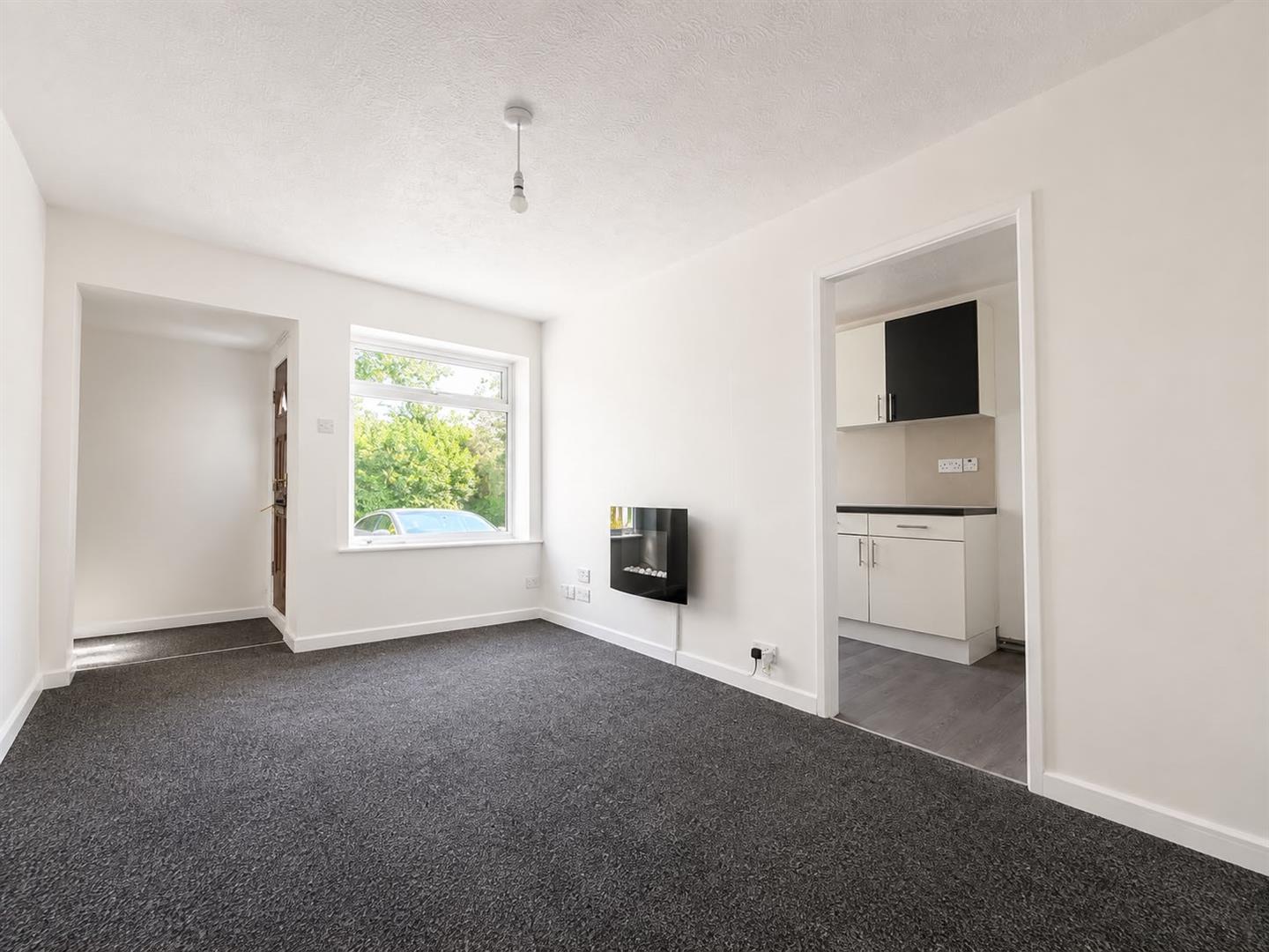 Flat Haighton Court in Preston