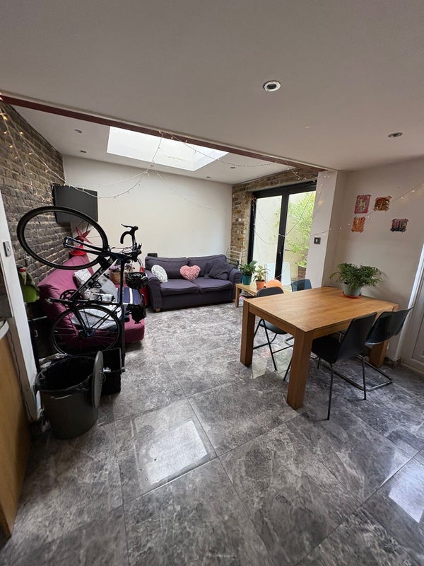 House Dowlas Street in Greater London