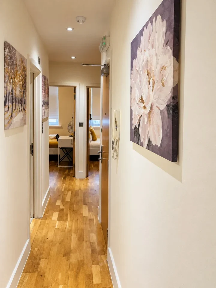 Flat Drummond Street in Greater London