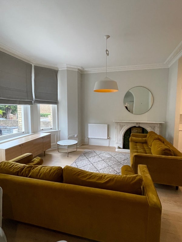 Flat Colinette Road in Greater London